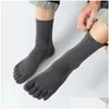 Chaussettes pour hommes 5 paires cinq doigts coton hommes couleurs solides confort sport de haute qualité anti-odor fonctionnant à l'orteil divisé à mi-tube gouttes