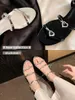 Hip Sandles Heels Head Par With Love Diamond Buckle Sandals Flors Slippers Summer Flip Flip Blip para mulheres 240228