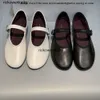 Les chaussures de rang chunyuan la * Row New Ballet Chaussures à la mode minimaliste One Word STRAP MARY JANE FEMANS DES CHAPEURS FLAT BOARD GRANDMA-MAUTES HAUTE QUALITÉ