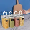 Bouteilles de rangement bouton Outlet Aliments Dispensateur Ensemble de 4 boîtes de céréales hermétiques avec autocollants pour beaux-propres contenants transparents pour garde-manger