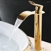 Waschbecken Wasserhähne Goldbecken Wasserhahn Messing Einer Griff Kalt und Hebelmischer Kupferdeck hochqualität montiert