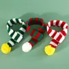 Hondenkragen huisdierbal sjaals pluche stof kerstgebreide streep sjaalkat en decoratieve decortatie