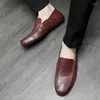 Scarpe casual uomo morbido uomo set di mocali di mocci per piedi mocsine in pelle autentica slittamento traspirante durante la guida