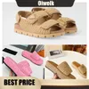 Designer de luxe Slippers en cuir Femmes Summer chaussures Fashion Beach Sandales Sandales Classic Chaussures Talons épais Talons faciles assortis Brun noir de haute qualité 2024