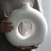 Вазы скандирной керамическая ваза круглая пустота большие пончики цветочные горшка домашняя гостиная аксессуары