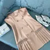 Basic Casual Kleider Designer Shenzhen Nanyou High -End Miu Home Frühling und Sommer Neuer Satin -Strass -Dekorationsknopf Pliser -Hosentender Kleid Frauen 86m8