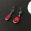 Dangle Ohrringe Ankunft Drop Green und Red Two Stones für trendige Frauen Jubiläumsfeier Hochzeit Schmuck