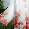 Ropa en el hogar 2024 Spring Nightwear Mujeres Real Silk Pijamas Flor impresa Sleepwear Pajamas Traje 2 PCS Camiseta Homewear