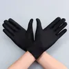 Gants de cyclisme pour hommes à l'équitation en noir et blanc d'été mince du poignet de la crème solaire