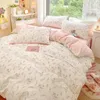 Ins Pink Floral Pedding Set dla dziewcząt chłopców z podwójnym rozmiarem Płaski arkusz kołdra i poduszka miękkie łóżko Linen Home Tekstyle 240325