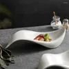 プレート不規則な葉の形状セラミックプレートファンシーサラダキッチンの調理器具サーシミスナックコールドディッシュレストランの食器