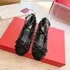 Fille d'étude ballerina robe femme mode satin new chaussures Lady lapin chaussures de filles valantinos designer chaussures plats riveted en dentelle ballet chaussures plates doux