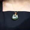Chaines Collier de jade vert Hétian naturel pour femmes Classic et Fresh Style Art Vintage Pendant la chaîne de clavicules