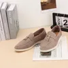 Casual schoenen sneakers loafers voor mannen 2024 mocasines hoogwaardige luxe bruin suede lederen flats vrouwenmerk