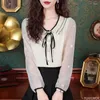 Kvinnors blusar Bow Tie Topps Women Korean Style Designkläder Lång ärm Elegant Office Lady Söt band Sweet Chiffon Basic Shirts