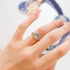 Anillos de boda Sun y luna superpuesta anillo de desgaste para mujeres 2024 Juego de joyas de pareja espumosa