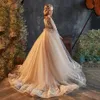 Güzel dantel çiçek kızlar elbiseler 2024 bebek balo elbiseleri çocuklar düğün pageant kristalleri boncuklu elbise ilk kutsal cemaat elbiseleri prenses balo elbisesi düğün parti elbise