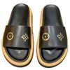 Designer Mens Womens glissent les sandales épaisses Sandales de luxe à fond plat High talons plate-inférieur plate-forme en caoutchouc pantoufles de mode décontracté Top Quality 2024 36-45