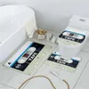 Badmatten HX Fashion Toilet Cover Set VCR 3D Gedrukte mat Flanellen Deur Tapijten Drie-delige pak U-vormig tapijtdooier