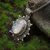 Collane a sospensione squisite girasole in pietra d'arco di luna in pizzo ovale ovalo da donna elegante elegante regalo per catene di clavicoli.