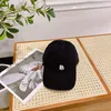 Mode Cap Sticked Baseball Cap Luxury Designer Hut Männer und Frauen Hut Freizeit vielseitige Hüte Klassische Retro -Hüte für Männer Liebhaber Kappen Sommer Outdoor Sunchade Hut