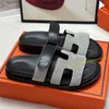 Designer di sandali di chypre techno sandals Hernes Men Donne Slides Slides Slide Go Mule Noir Piclulla