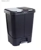 Waste Bins Dual Plastic Trash and Recycle Bin with Slow Close Lid Black 11 Gal Trash Can Kitchen Recicle Bin L46