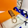 2024 Box Fashion Fashion High Quality Keychains en cuir masculin et féminin