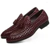 Casual Shoes Breattable Brown Tan / Black Woven Design Loafers Summer Mens Wedding Groom äkta läder Male Dress med Tassel