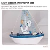 Dekorativa blommor 2 datorer Trädekor Segling Ship Model Sailboat Craft Desktop Wood Mini Dekoration Figurskontor