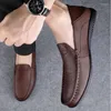 Zapatos casuales Summer Breathable Hombres de mocasines Masculino Male Slip On Men Light Comfy Business Mens Driving Mocassins