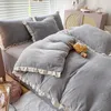 Set di biancheria da letto in fibra di latte set a quattro pezzi set di corallo inverno inverno copritura a doppia faccia a doppia facciale autunno autunno