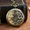 Montres de poche Retro Mécanique Pocket Dragon Play Ball STEAMPUNK Skeleton Hand Wind Horloge Fob With Chain Double Hunter Gift L240402