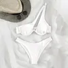Damskie stroje kąpielowe 2pcs/set Kobiety seksowne bikini zestaw stały kolor stanik na jednym ramię