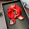 Écharrés Mulberry Real Silk Scarf pour femmes châle pashmina fleur imprimée Foulard Femme Squares carrés Bandana Lady Hijab