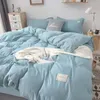 Sängkläder sätter fast färg Fyra stycken Set Hemtextilkylt täcke kudde fodral lakan ab tvåsidig stil pojke flicka
