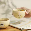 Tasses à la crème tenant une délicate tasse de café mignon œuf en ligne célébrité tasses à thé en céramique après-midi