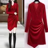 Casual jurken Golden Velvet Dress Herfst en winterwesternstijl Wear Slimin Slim Fit Show Thin Gift Hepburn Black Dres