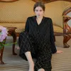 Ubranie domowe 2024 SATYN SATYN PAJAMA LIDY SILK SILK SUPEWAR Black Geometry Printing Lounge Zużycie dwuczęściowego zestawu pijama mujer