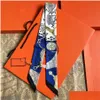 SCARPE Lettera Stampa Silk Scarf Designer Pesta Pesta Womens Manico lungo Borsa per manico lungo Paris Shoder Backpack Lago Ribbon Delivery Delivery Acce Dhxky Dhxky