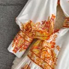 Robes décontractées coréennes Fashion Flower Imprimé Robe courte avec châssis Col de support jaune blanc