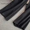 Pant 2024 Herbst neue Sets Frauen vneck Kontrastfarbe gestrickt Tops Elastizität High Taille Wideleg Hosen Twaffize Anzug 2024 s s