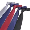 Coules de cou hommes solides classiques cravate officielle Stripe Business 8cm Ultra mince décolleté pour le marié serré TIEC240410