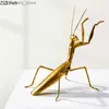 Kunsthandwerk alte Harzinsekten -Ornamente Mantis Cricket Biene Skulptur Livin Zimmer Statue Home Accessoires Dekoration Handwerk MiniatureL2447