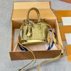 Kvällspåsar Kvinnors lyxdesigner New Gold Small Shell Bag Women's Handbag Shoulder Bag Crossbody Bag liten och delikat 16 cm