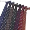Clats de cou Nouvelles cravates rayées pour les hommes avec cravate à plaid à carreaux classique pour les combinaisons de mariage Homme liens floraux masculins noucts tissés Gravatas 240407