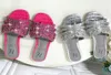 Совершенно новые женские туфли для сандалий с сандалии с тапочкой 0,039