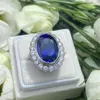 Klusterringar som säljer imitation Blue Oval Crystal Gemstone Ladies Ring Fashion Euro-American Style 925 Silver Party Anniversary Gift