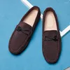 Casual Shoes 2024 Fashion Men loafers glider på vårens höstmjuka manliga loafer andningsbara drivande man lägenheter zapatos hombre