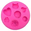 Moldes de cozimento Ferramentas de cozinha de desenho animado Ferramentas de cozinha fondant Bolo de sorvete de silicone decoração de molde Biscoitos DIY E531